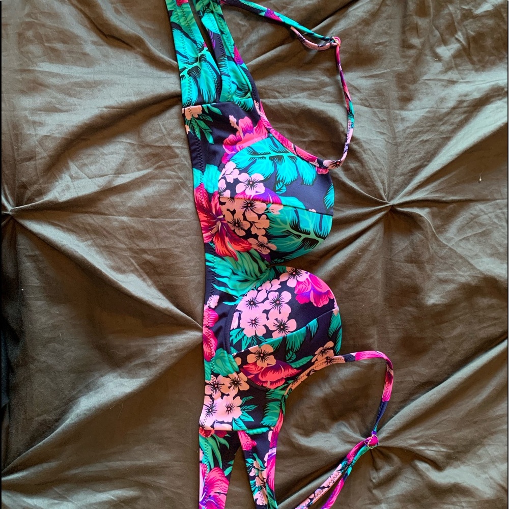 Swim top